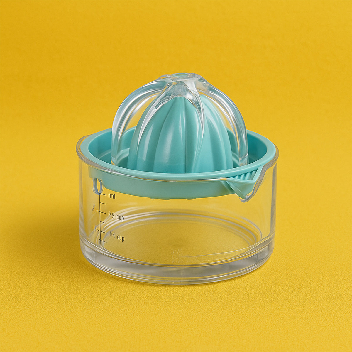 Manual Citrus Fruit Juicer With Measuring Cup